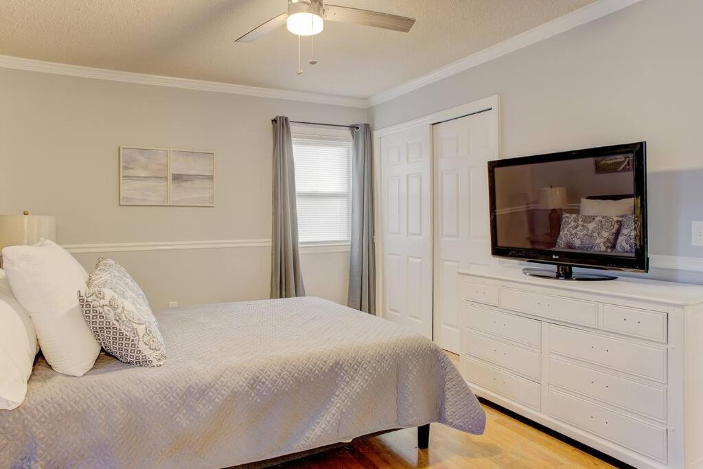Charming Home Near Folly & Downtown Charleston Exterior foto
